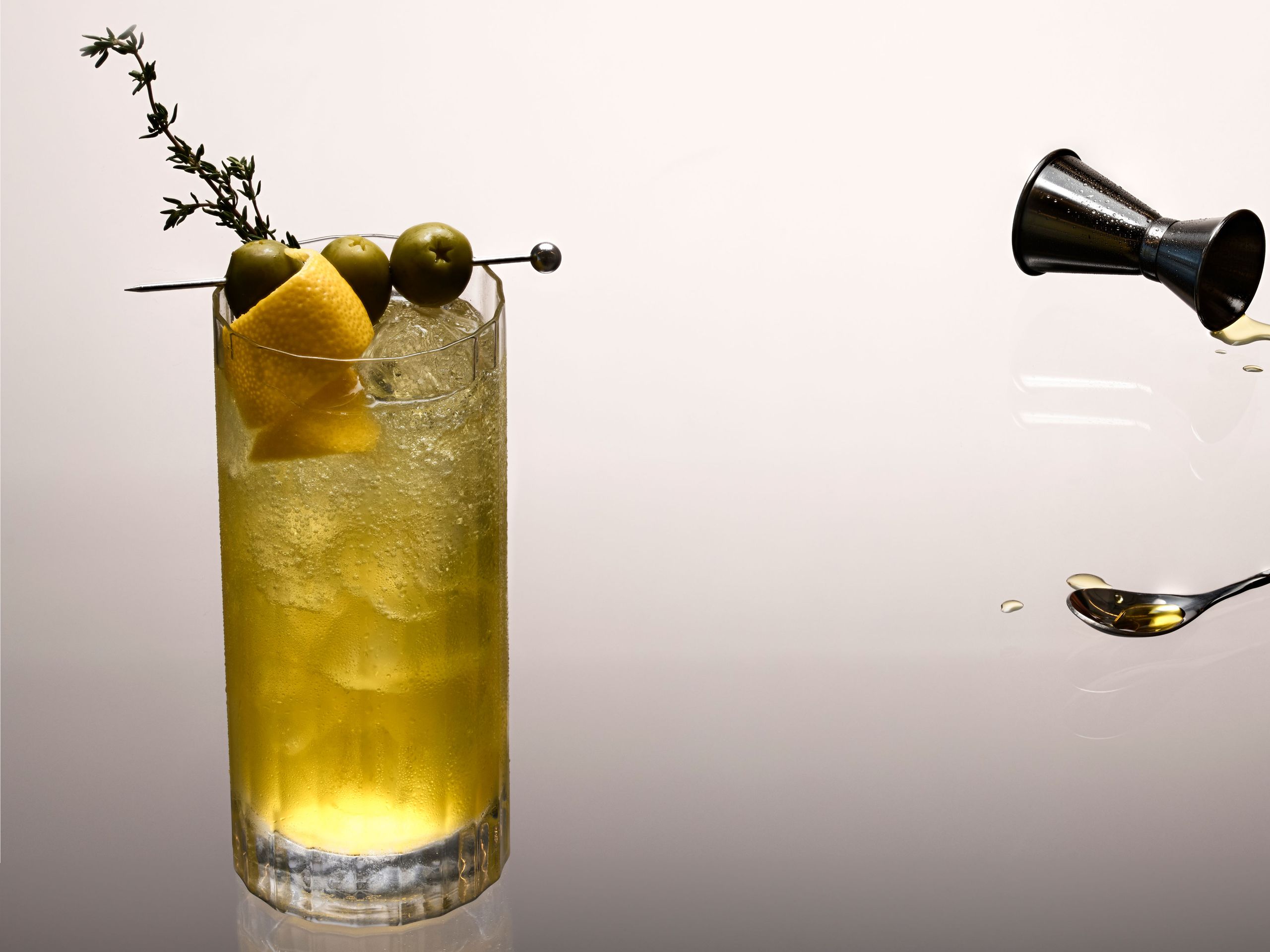 How to Make the Perfect Nonalcoholic Cocktail, According to Bartenders